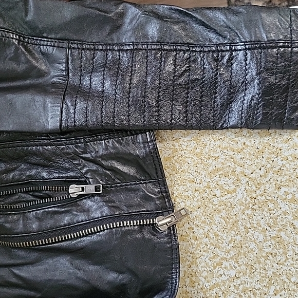ASOS Black leather jacket with detailing on sleeves and back size 0 - Picture 3 of 11